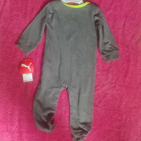 Puma onesie - Picture 3 of 3